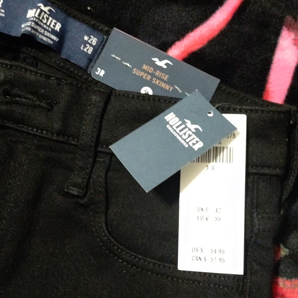 Brand new hollister jeans